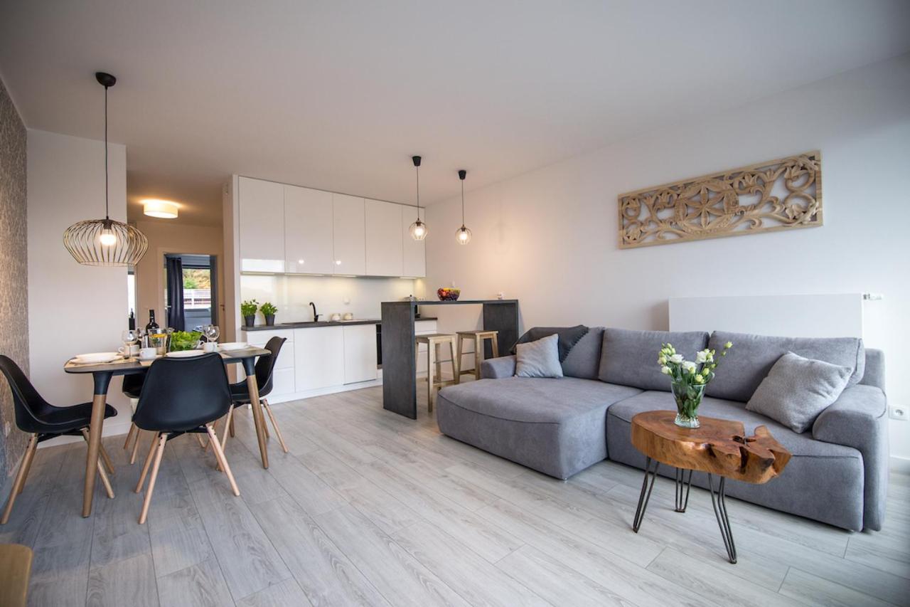 Apartview Premium By Rent Like Home ヴィスワ エクステリア 写真