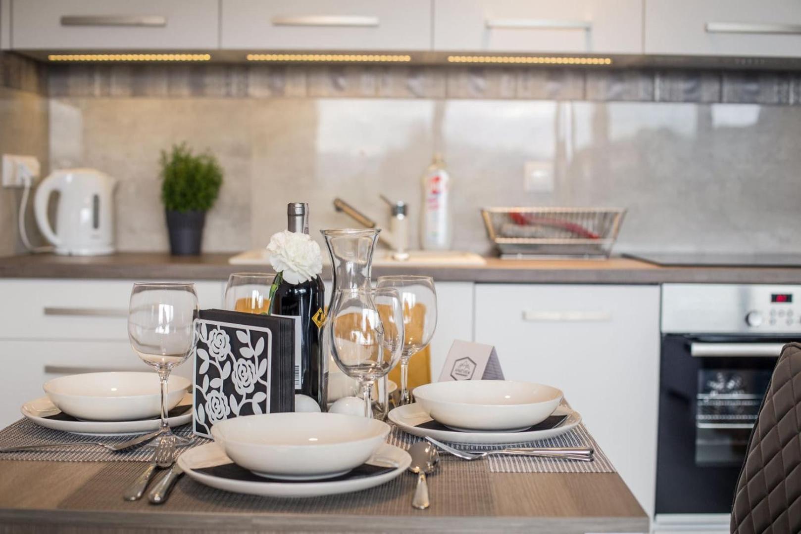 Apartview Premium By Rent Like Home ヴィスワ エクステリア 写真